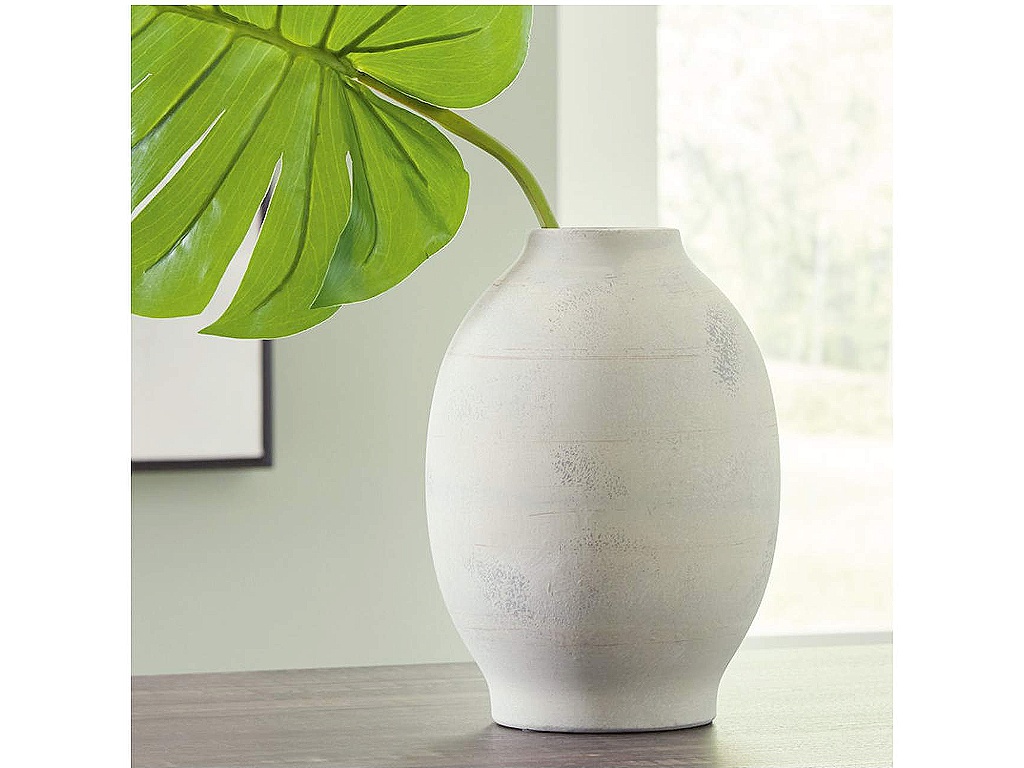 Clayson Vase - image 1