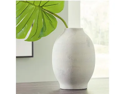Clayson Vase - Alternative View
