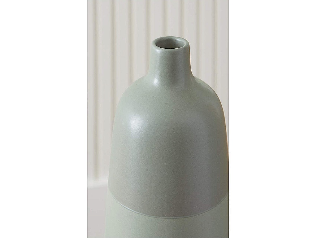 Peerland Vase - image 2