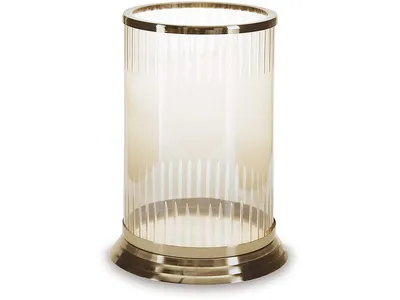 Aavinson Candle Holder