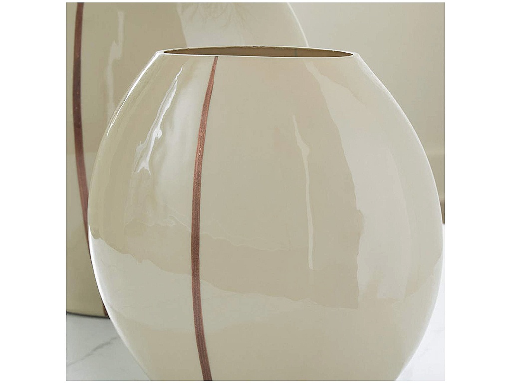 Sheabourne Vase - image 3