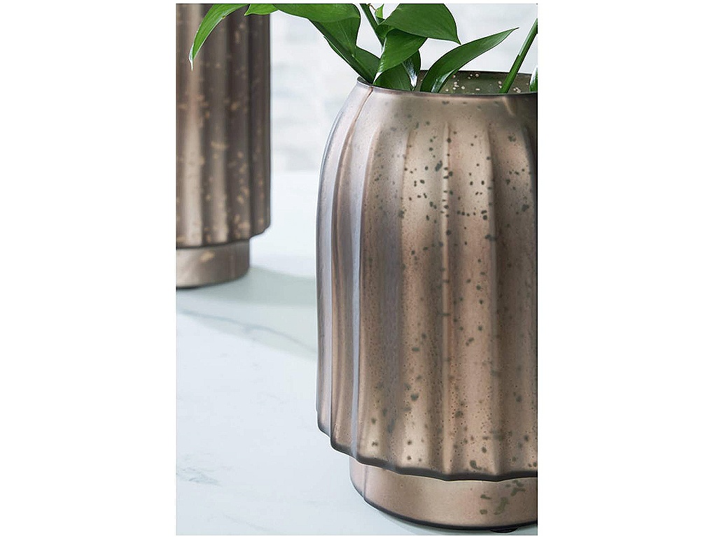 Briarcott Vase - image 3