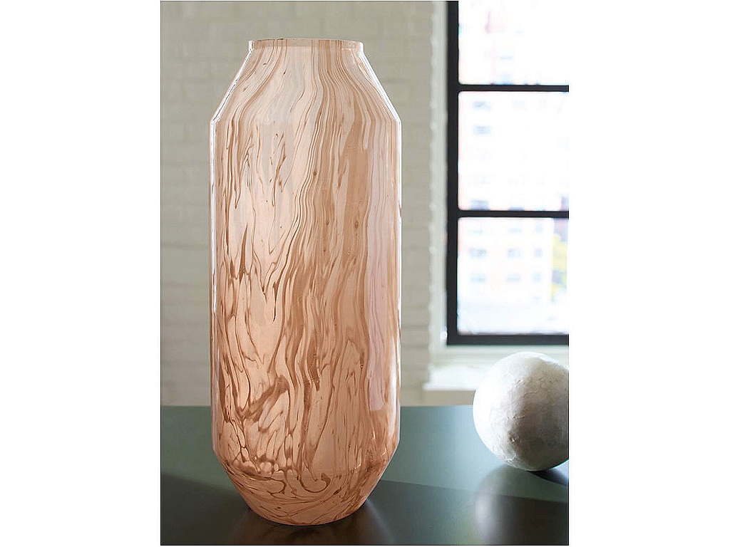 Dushby Vase - image 1