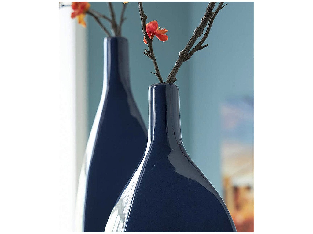 Abtinson Vase - image 2
