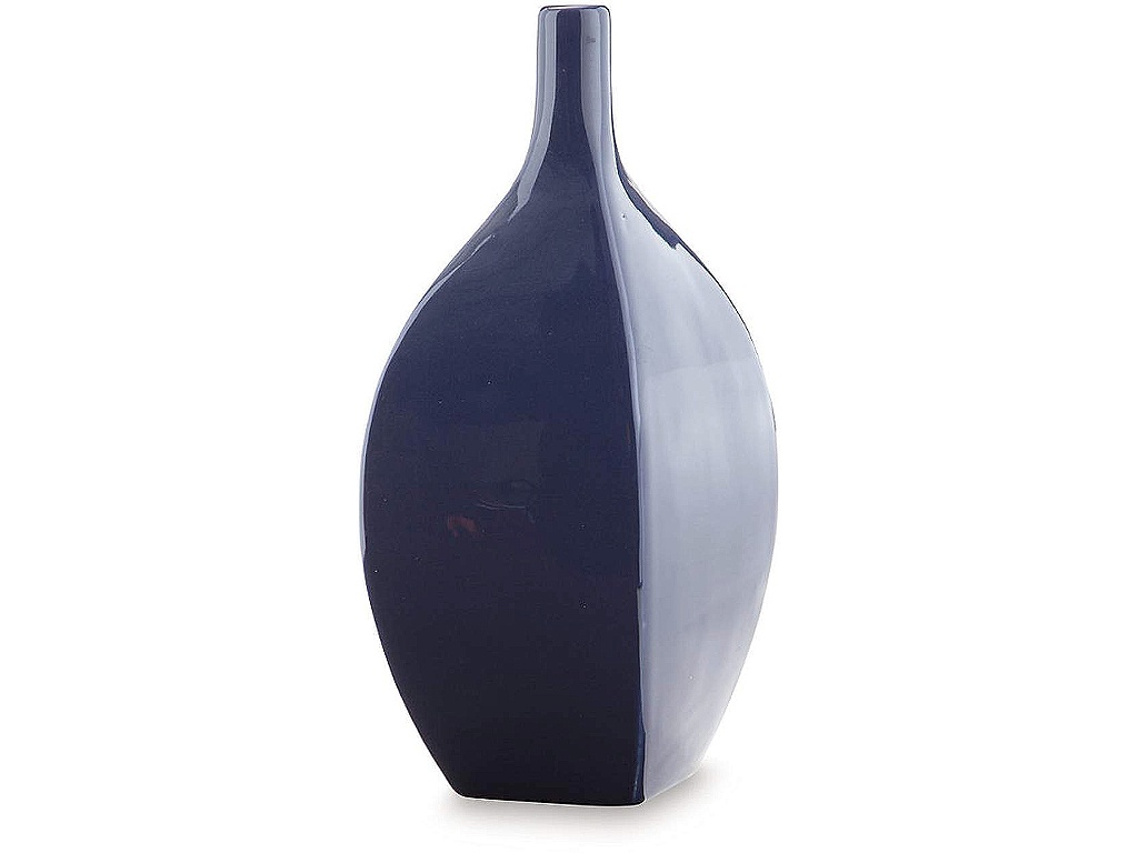 Abtinson Vase - main image