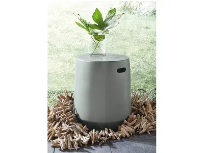 Kalmunds Stool