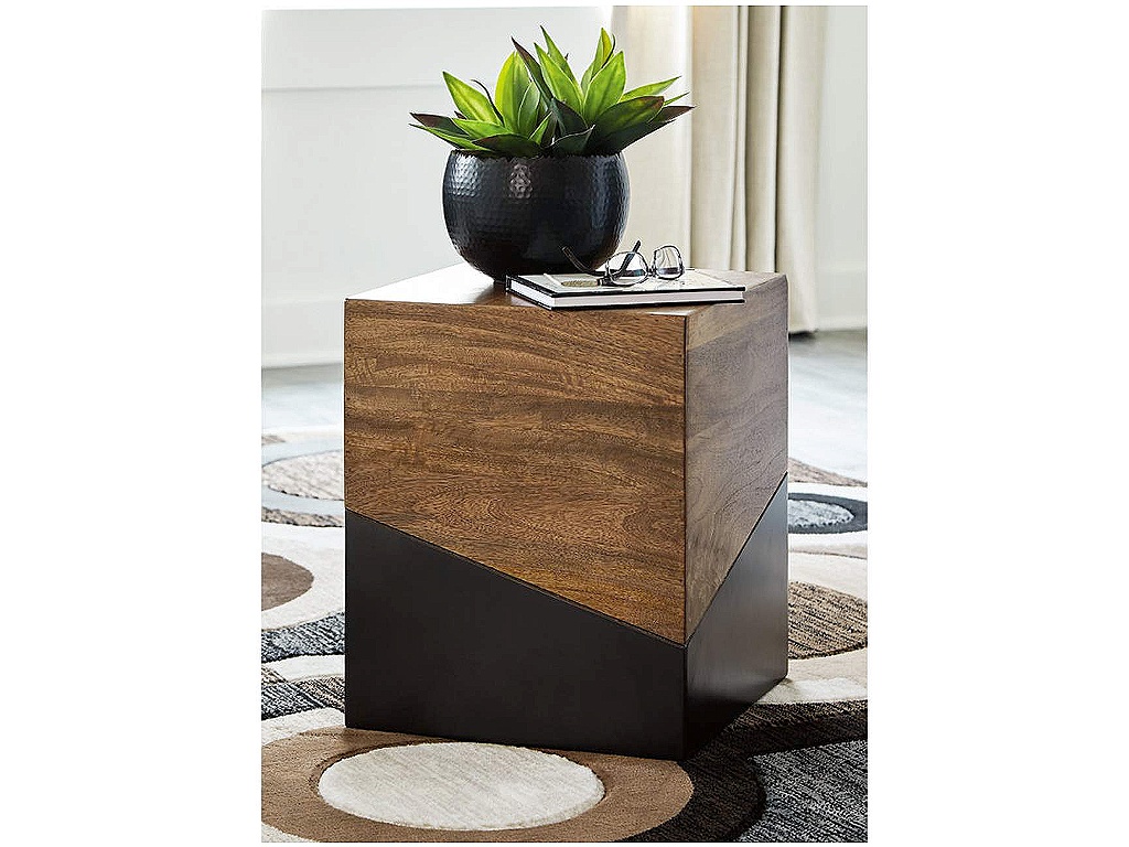 Trailbend Accent Table - image 7