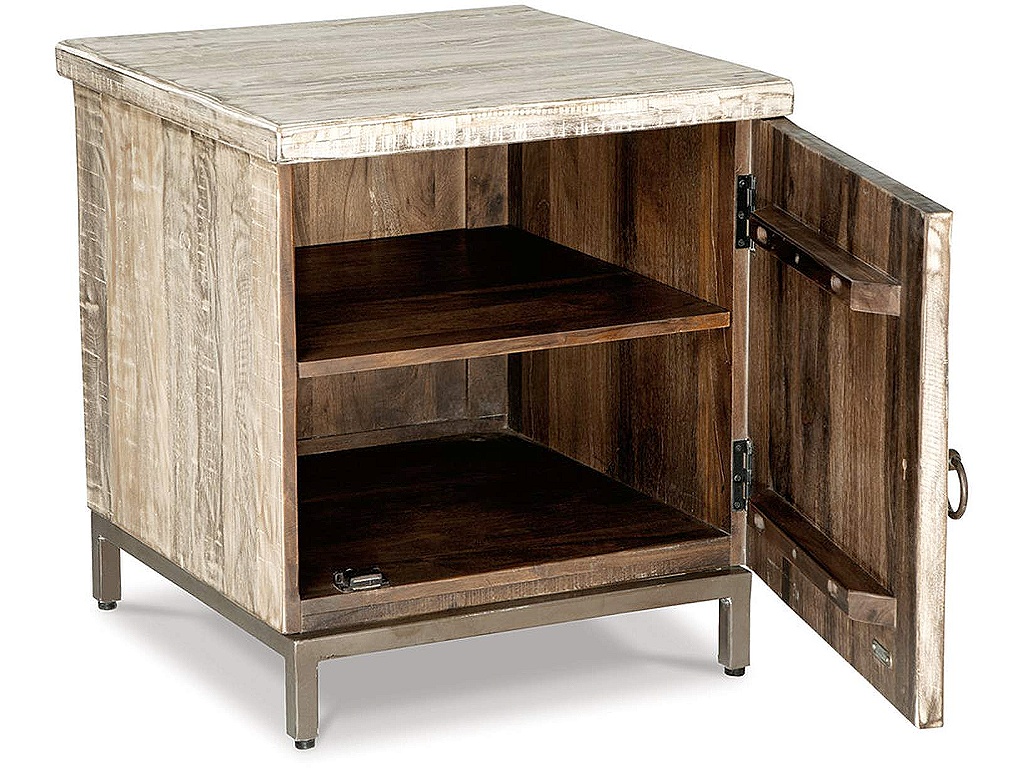 Laddford Accent Cabinet - image 2
