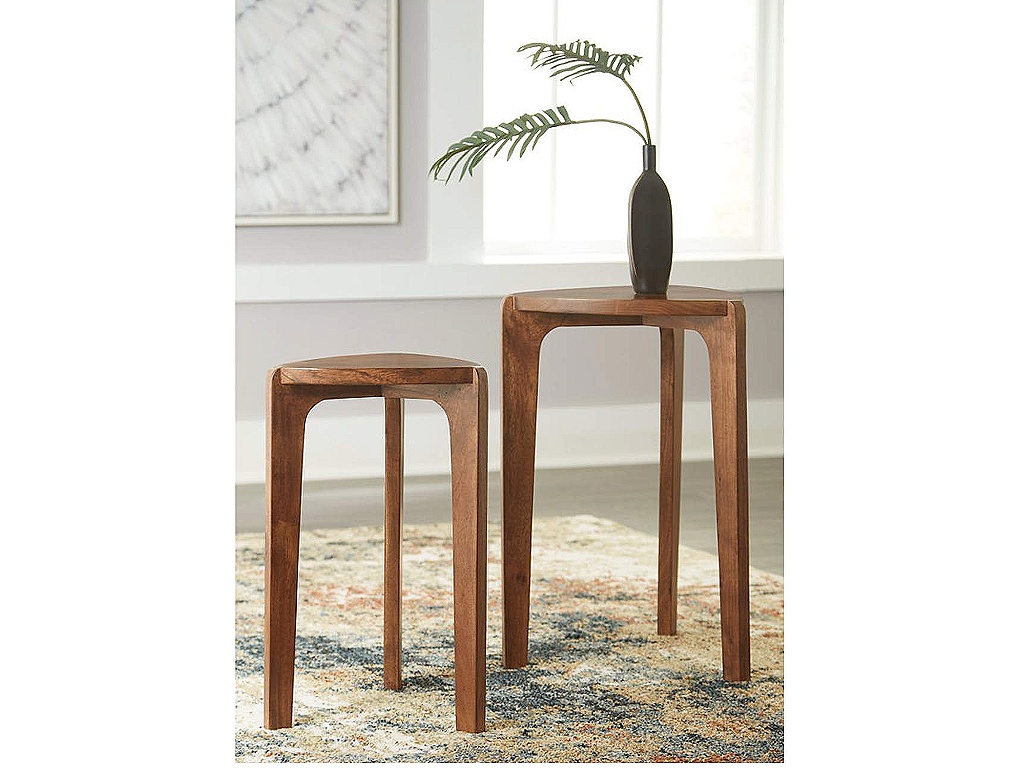 Brynnleigh Accent Table (Set of 2) - image 1
