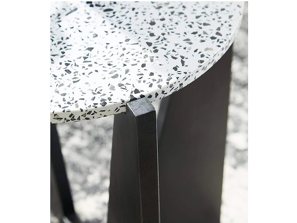 Tellrich Accent Table - image 4