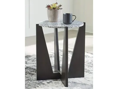 Tellrich Accent Table - Alternative View