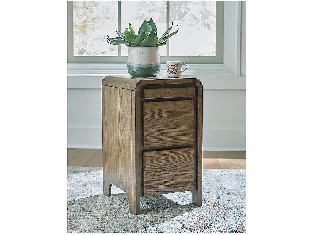 Jensworth Accent Table - image 1