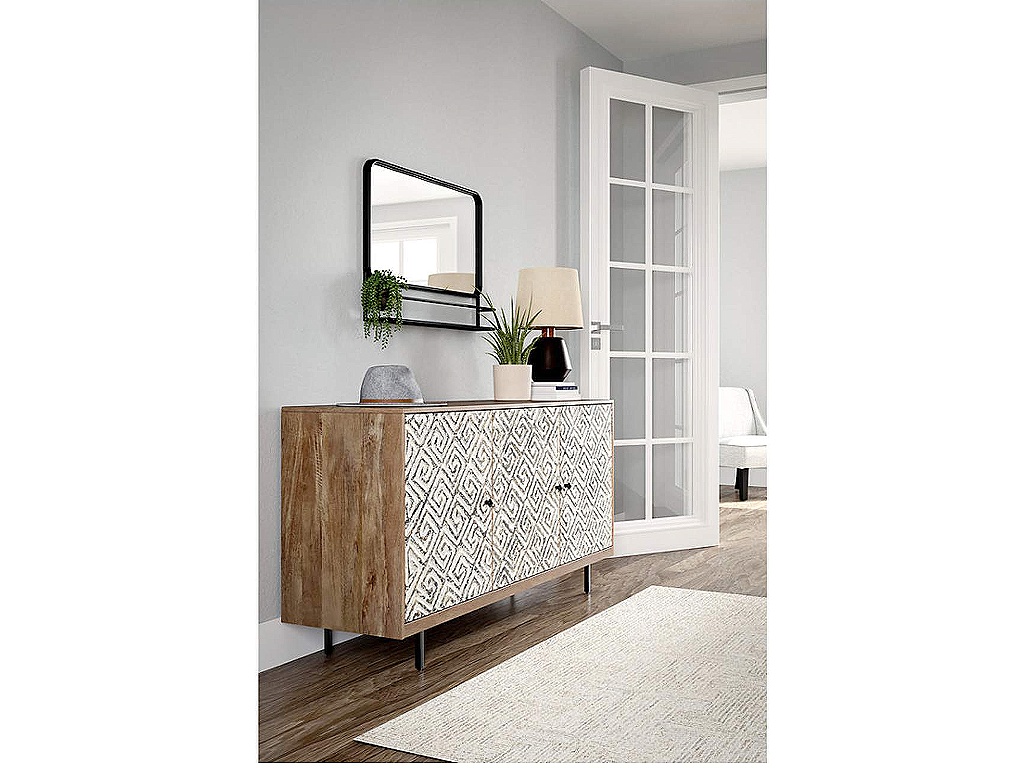 Kerrings Accent Cabinet - image 4