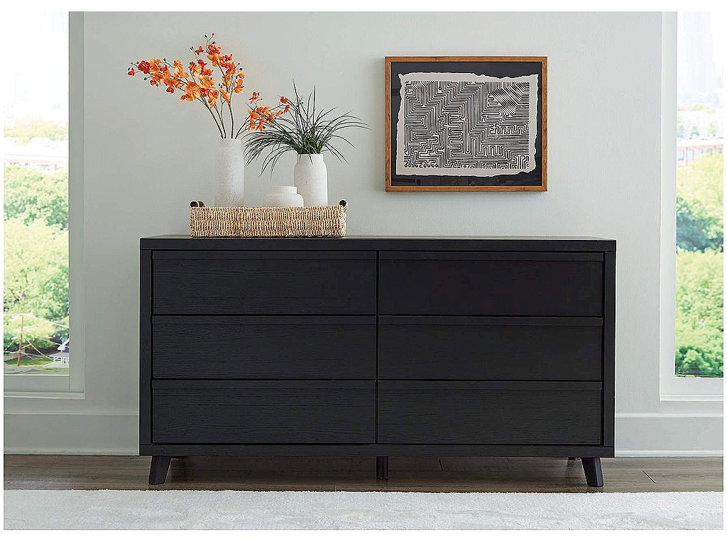 Danziar King Panel Bed, Dresser and Nightstand - image 14