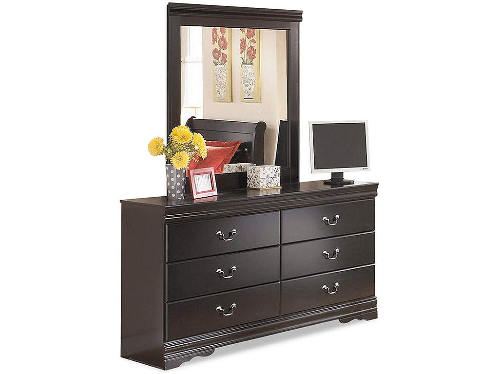 Huey Vineyard Queen Bed with Mirrored Dresser and Nightstand - image 2