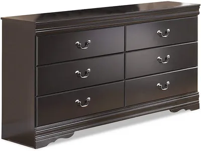 Huey Vineyard Full Sleigh Bed, Dresser, Mirror, Chest and Nightstand - Alternative View