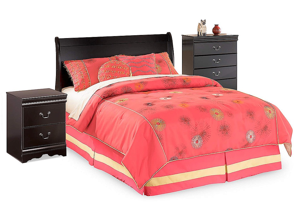 Huey Vineyard Full Sleigh Headboard, Chest and Nightstand - main image