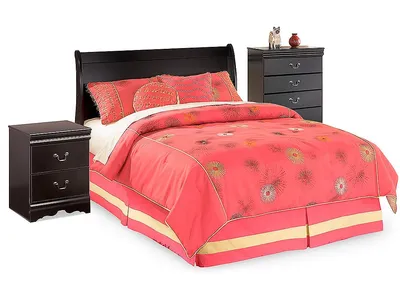Huey Vineyard Full Sleigh Headboard, Chest and Nightstand