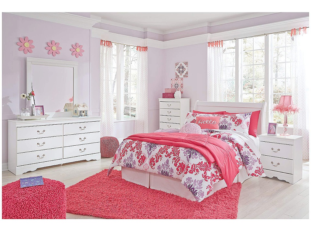 Anarasia Full Sleigh Headboard, Dresser and Mirror - image 3