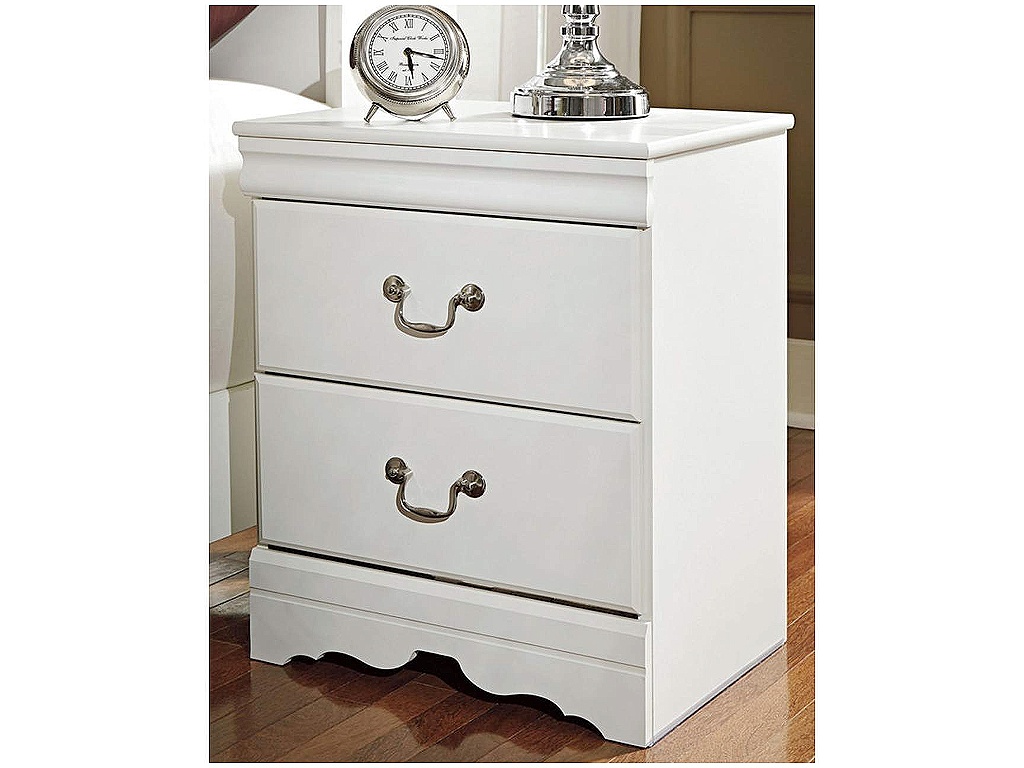 Anarasia Nightstand - image 1