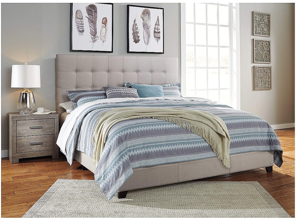 Dolante King Upholstered Bed - image 4