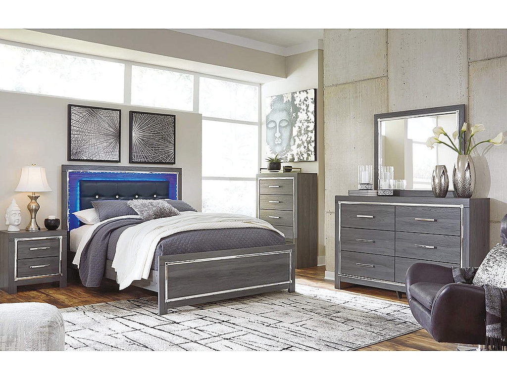 Lodanna Queen Panel Bed, Dresser, Mirror, Chest and Nightstand - image 8