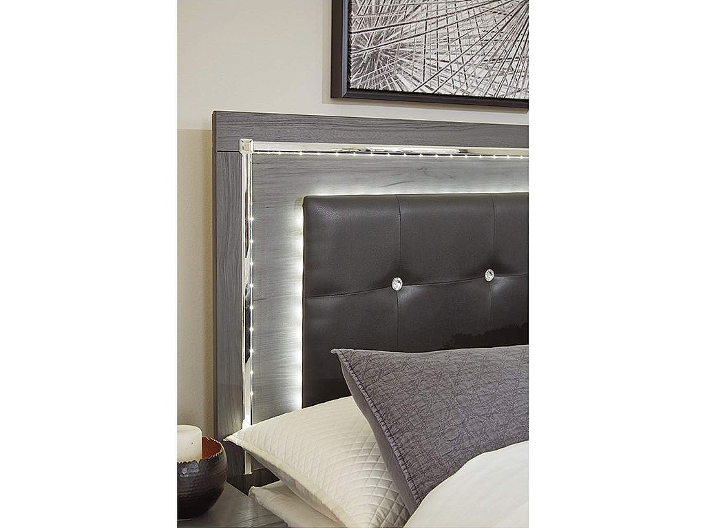 Lodanna King Upholstered Panel Bed, Dresser and Nightstand - image 11