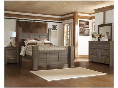 Juararo Queen Poster Bed, Dresser and Mirror
