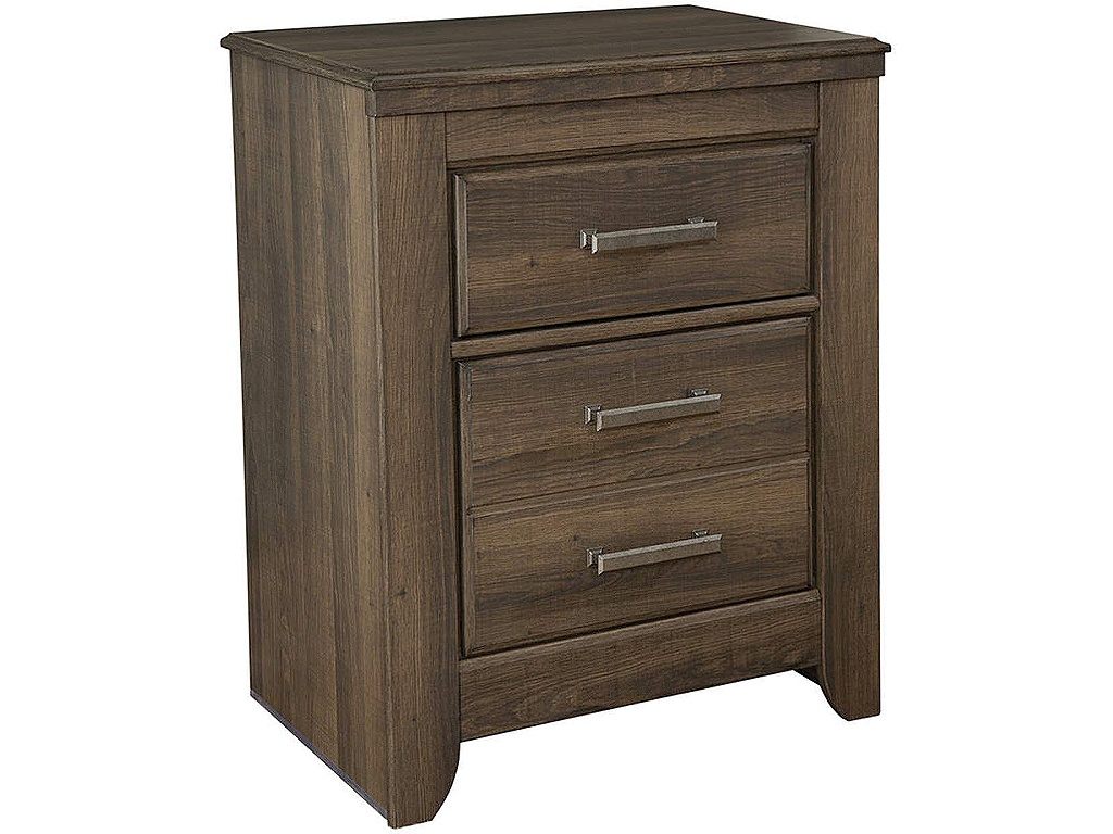 Juararo Queen Poster Bed, Dresser, Mirror, Chest and 2 Nightstands - image 8
