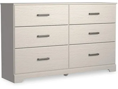 Stelsie Dresser