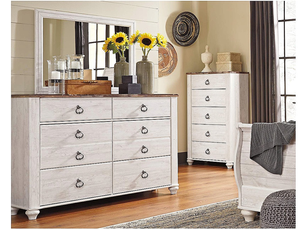 Willowton Queen Sleigh Bed, Dresser, Mirror, Chest and Nightstand - image 11