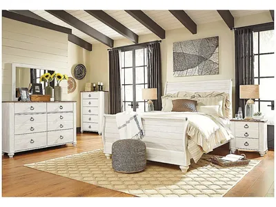 Willowton Queen Sleigh Bed, Dresser, Mirror, Chest and Nightstand