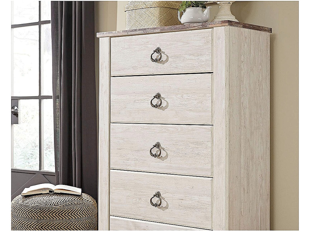 Willowton Queen Sleigh Bed, 2 Dressers, Mirror, Chest and 2 Nightstands - image 13