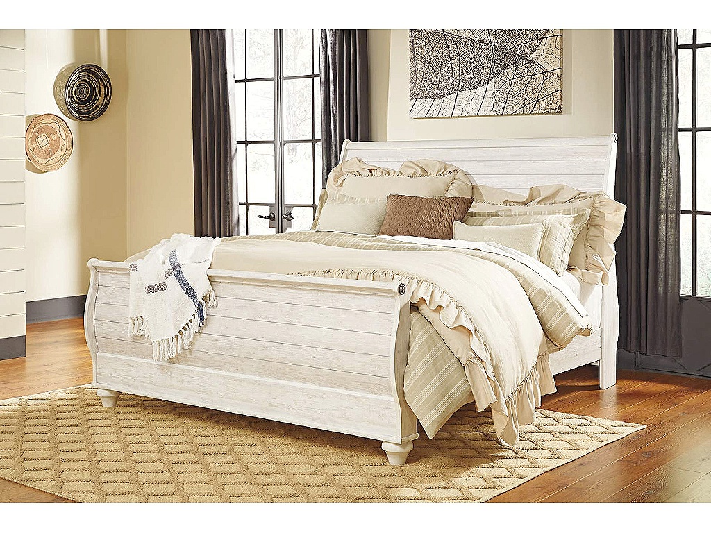 Willowton King Sleigh Bed, Dresser, Mirror and 2 Nightstands - image 9