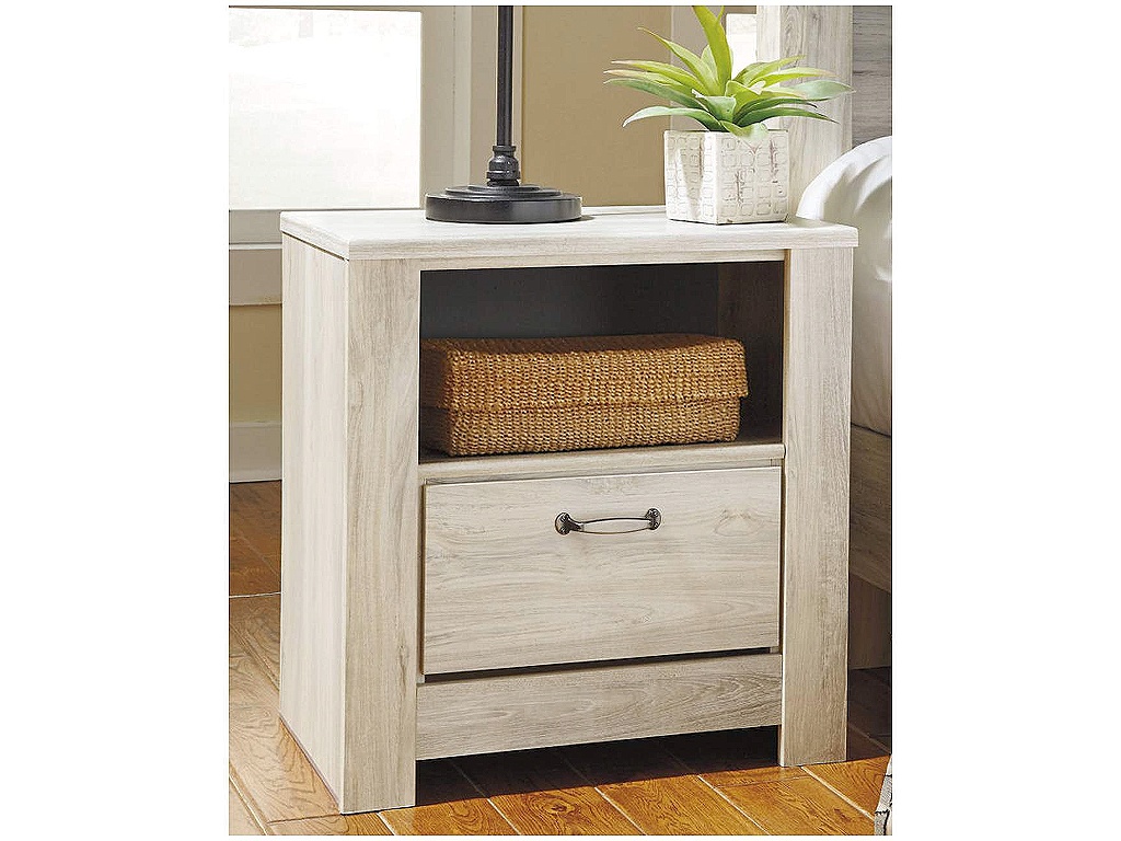 Bellaby King Panel Bed, Dresser, Mirror, Chest and 2 Nightstands - image 14