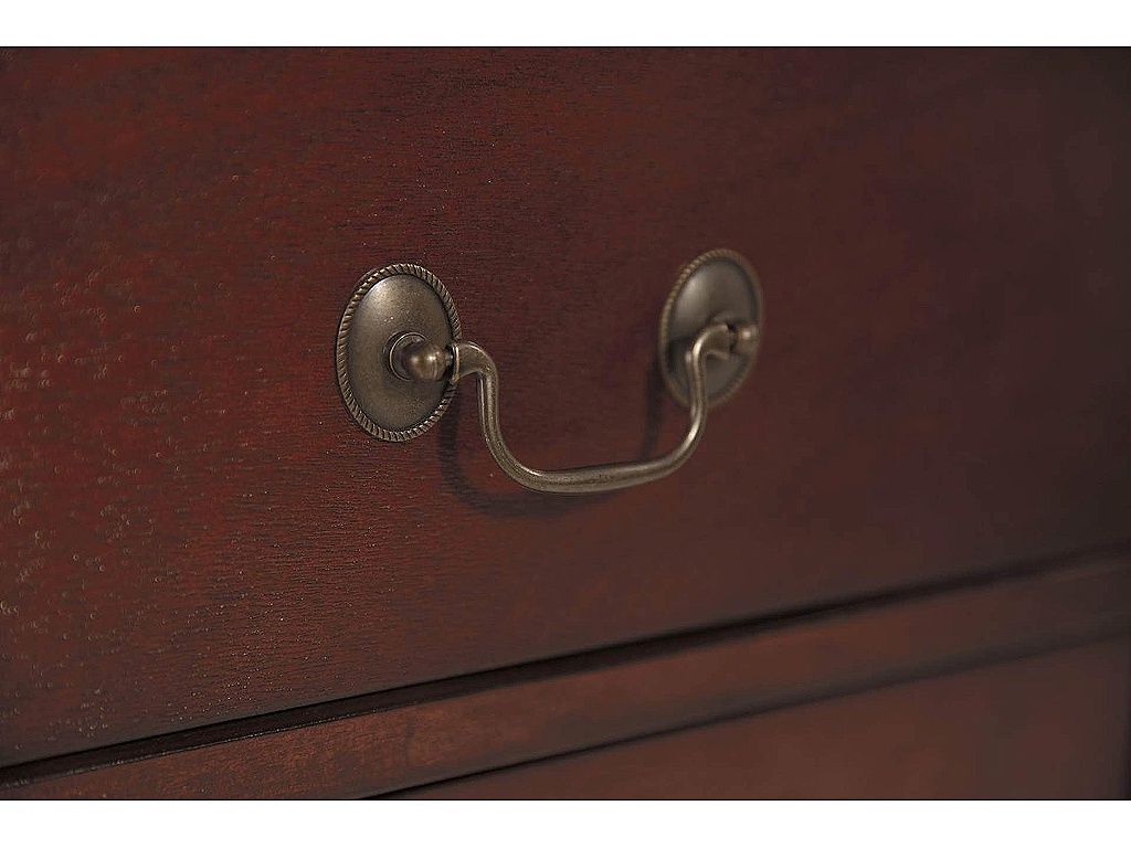 Alisdair Nightstand - image 2