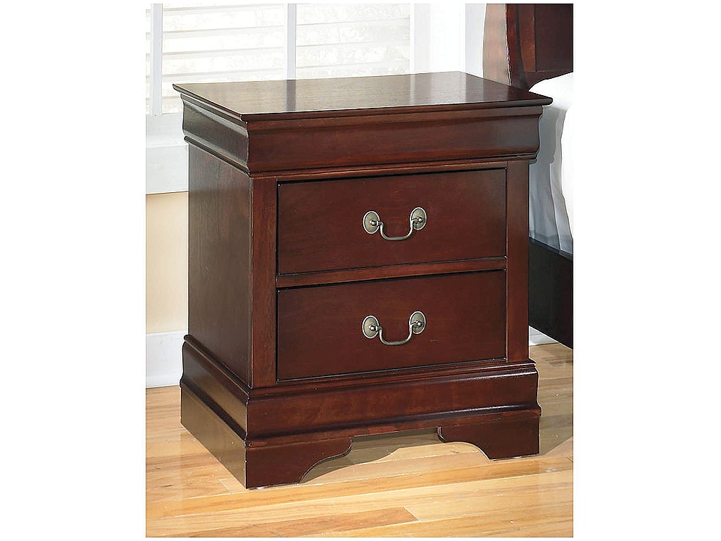 Alisdair Queen Sleigh Bed, Chest and 2 Nightstands - image 8