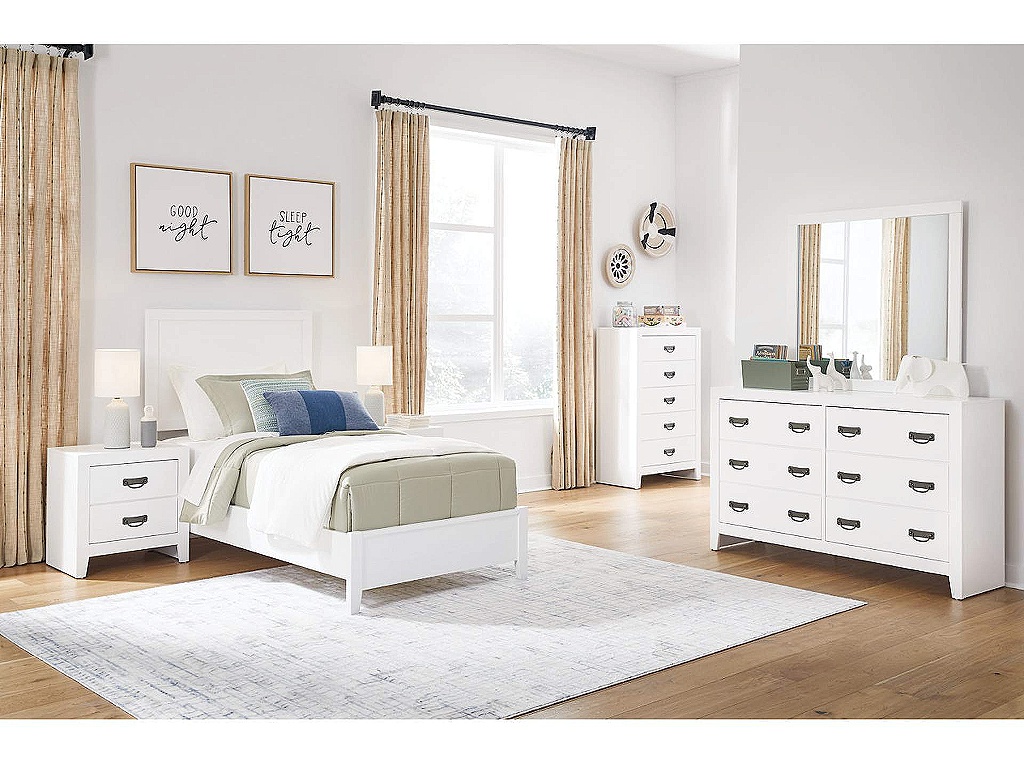 Binterglen Nightstand - image 9