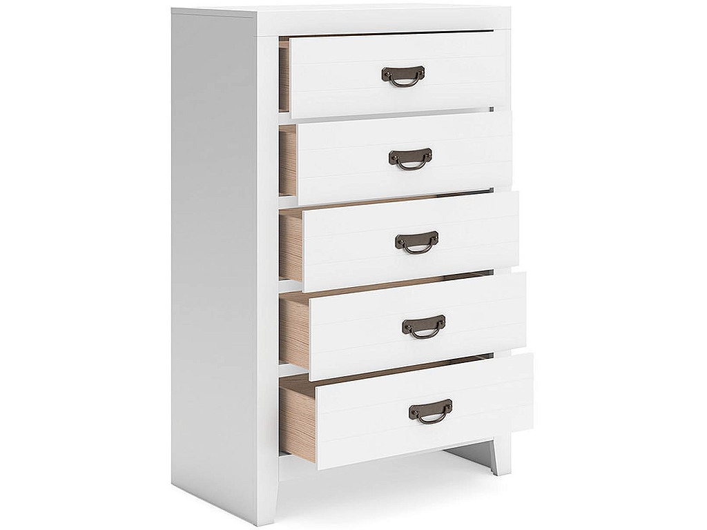 Binterglen Chest of Drawers - image 3