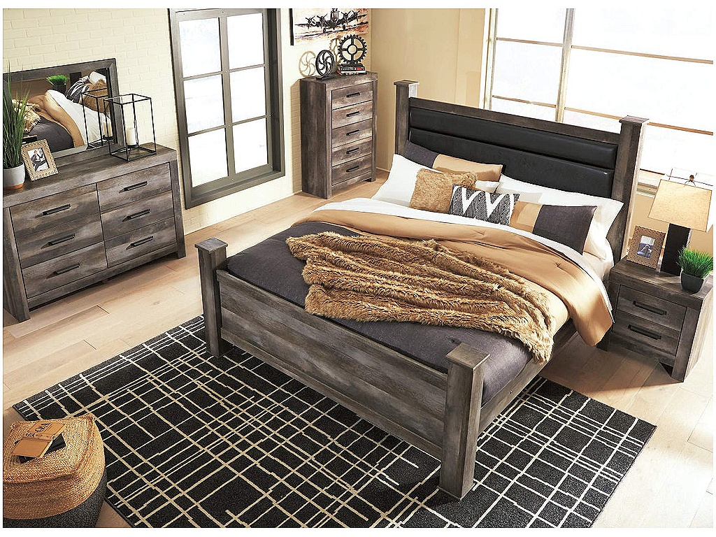 Wynnlow King Poster Bed - image 2