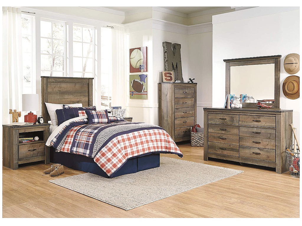 Trinell Chest of Drawers - image 5