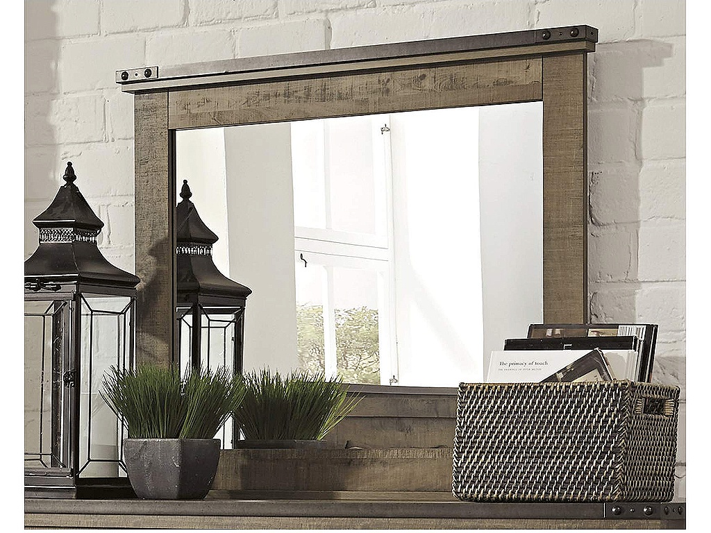 Trinell Queen Poster Bed, Dresser, Mirror, Chest and 2 Nightstands - image 15
