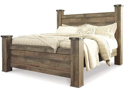 Trinell King Poster Bed