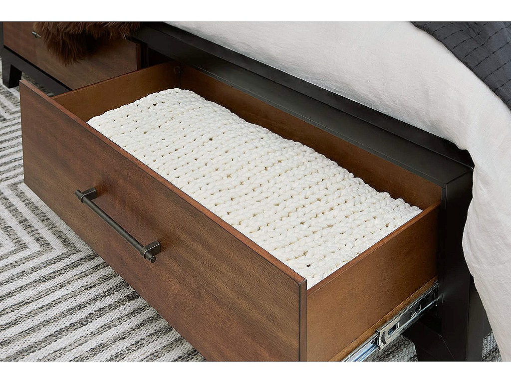 Kraeburn King Panel Storage Bed - image 7