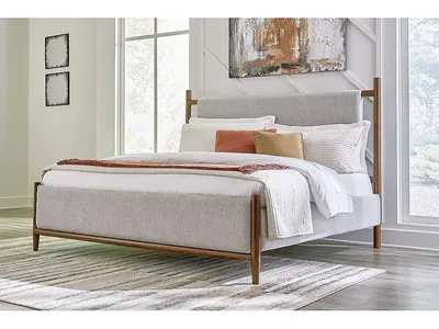 Lyncott Queen Upholstered Panel Bed