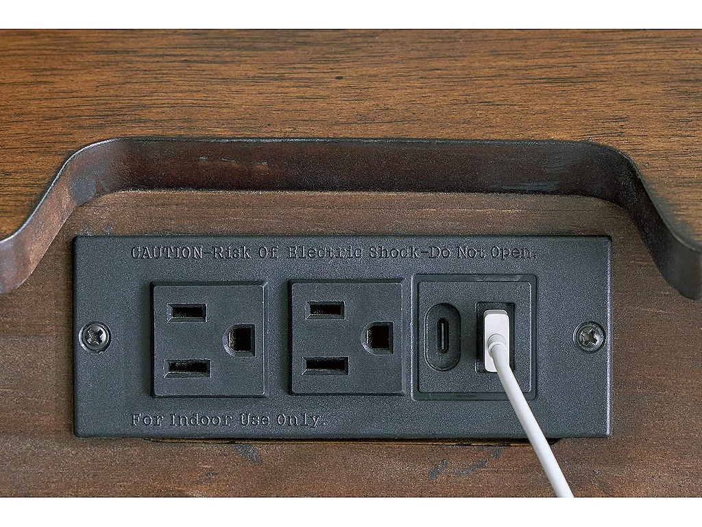 Lyncott Nightstand - image 6