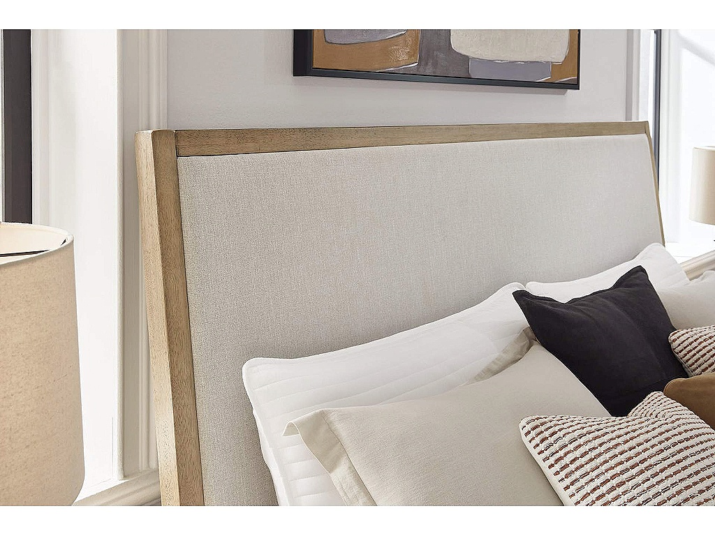 Tomtyn California King Upholstered Bed - image 5