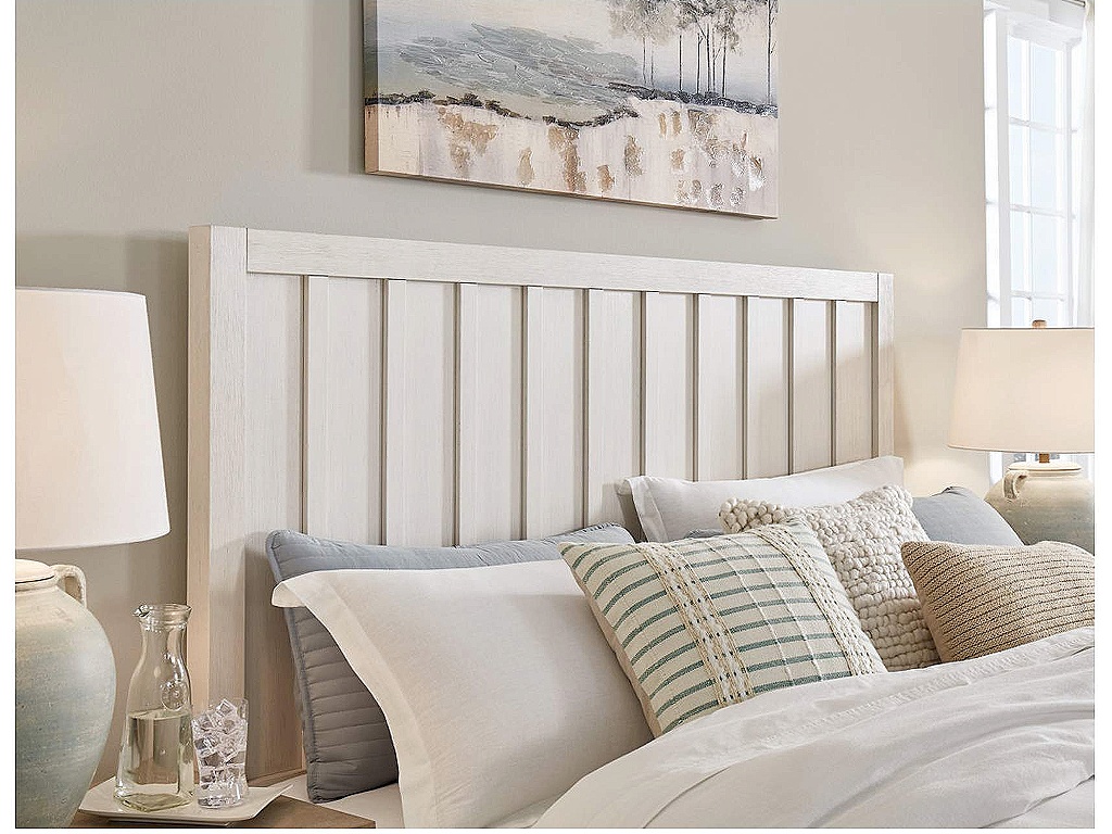 Shaybrock King Panel Bed - image 3