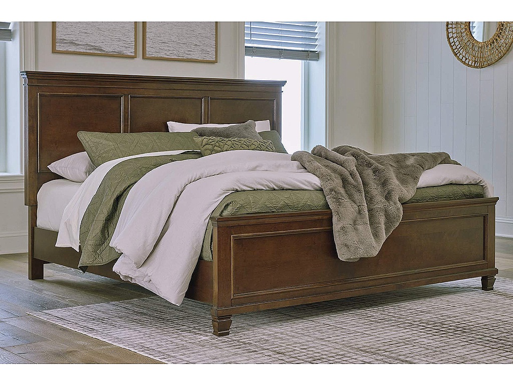 Danabrin King Panel Bed - image 1