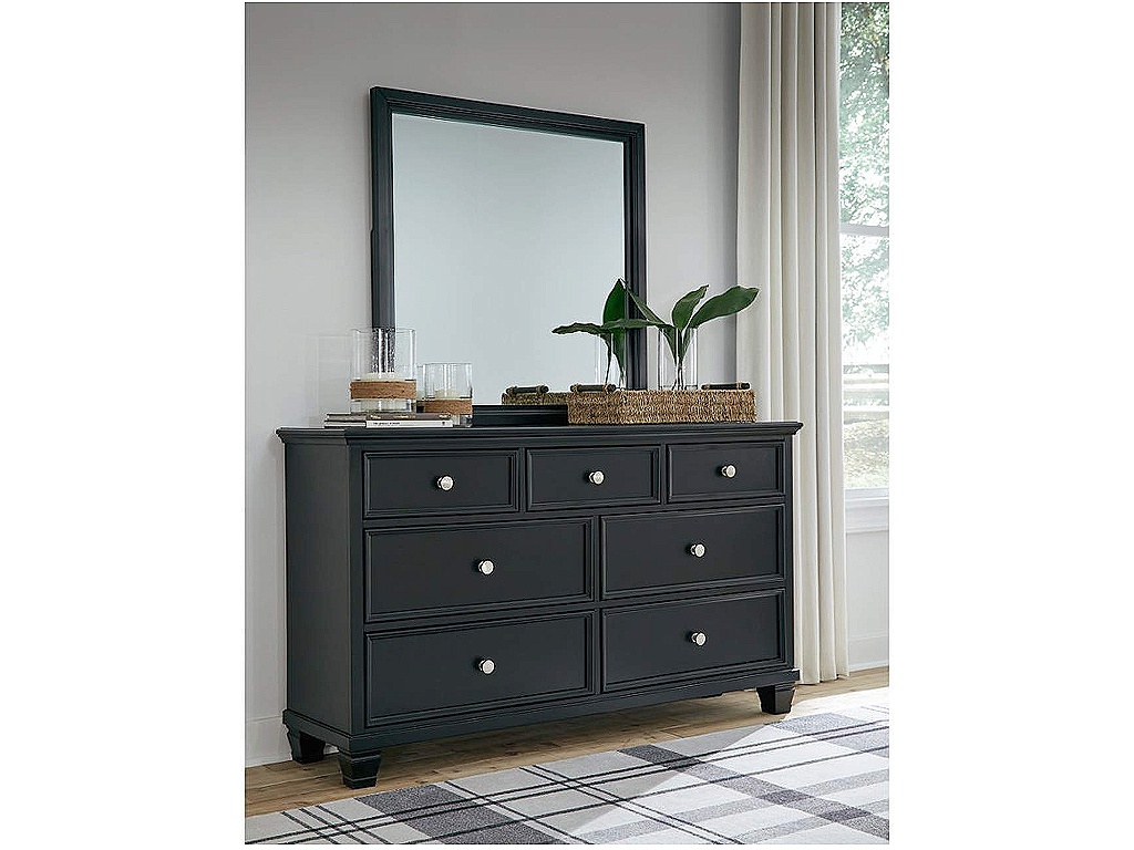 Lanolee California King Panel Bed, Dresser and Mirror - image 11